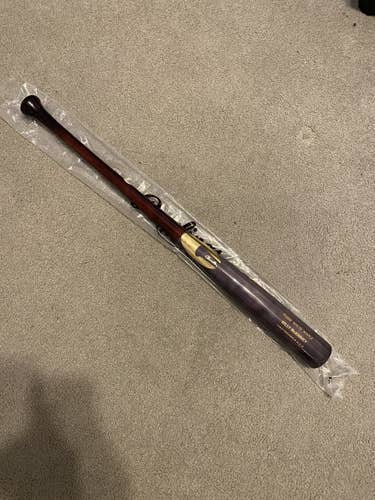 Chandler Baseball Bat, Billy Mckinney Player Issued And Blue Jays Pullover Bundle