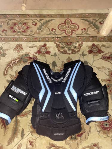 Used Small Vaughn Ventus SLR2 Goalie Chest Protector