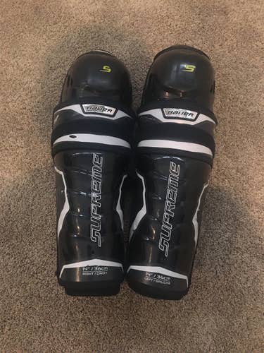 Good Condition Bauer Supreme 2S  Shin Pads