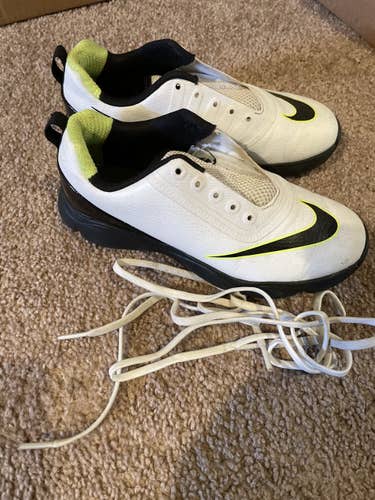 Used Nike Golf Shoes youth size 2