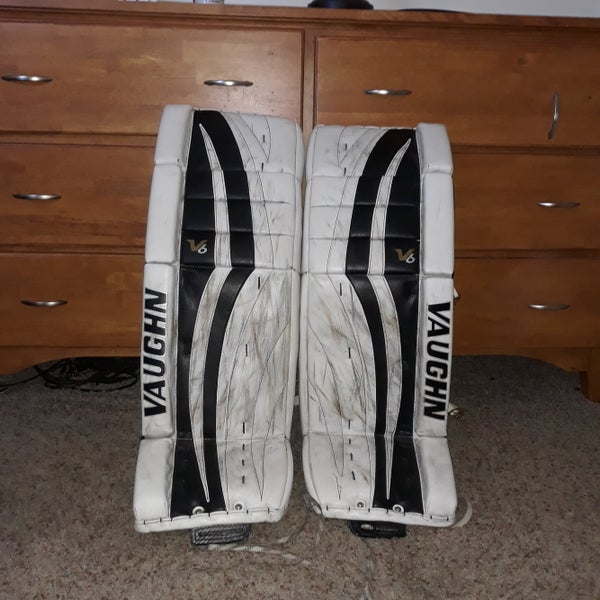 White and Black Used Senior 34" Vaughn Velocity V6 Goalie Full Set