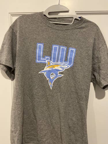 LIU Hockey Team Issued T-Shirt