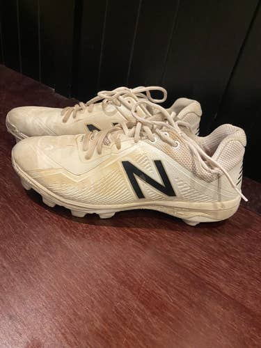 White Men's Molded Cleats New Balance 4040 v4