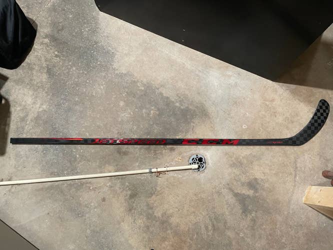 New Intermediate CCM Right Handed Jetspeed FT4 Pro Hockey Stick