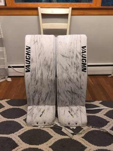 Vaughn Ventus SLR2 Pro Carbon Hockey Goalie Leg Pads