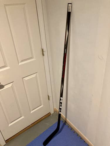Senior RH CCM JetSpeed Pro Stick - P29 Crosby 75 Flex
