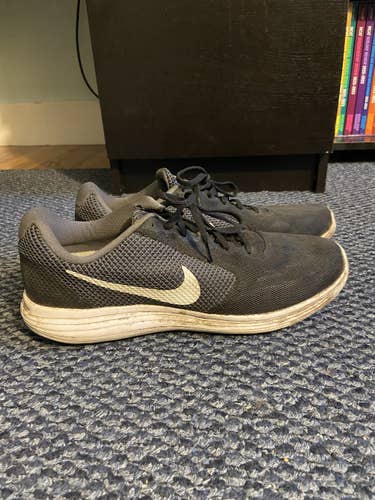 Used Nike Running Shoes