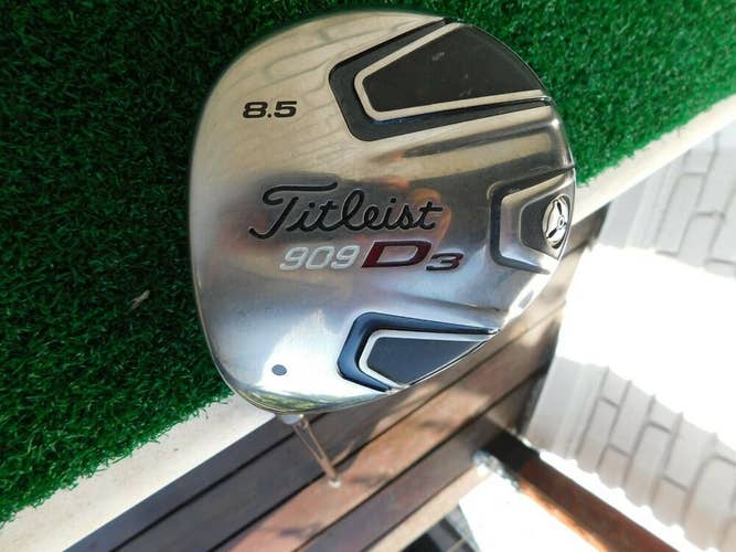 Titleist 909D3 8.5* Driver w/ ALDILA Voodoo Stiff Flex - LEFTY