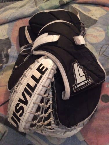 Louisville TPS Goalie Glove