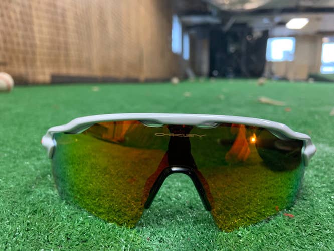 White Men's  Oakley Radar EV Sunglasses