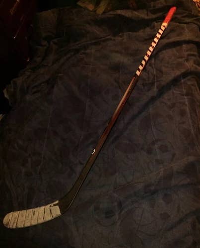 Warrior Widow SR Hockey Stick Gionta 59” RH