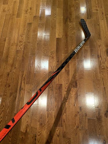 NEW Senior Bauer LH P92 70 flex Vapor FlyLite Hockey Stick Pro Stock