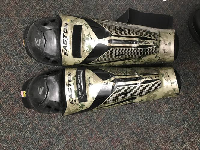 Used Senior Easton Stealth RS Shin Pads