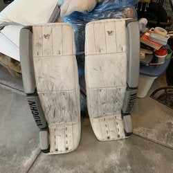 White Used 33" Vaughn Goalie Leg Pads