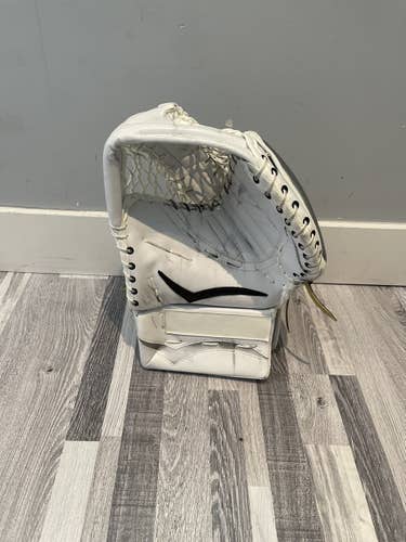 Martin Jones LA Kings Vaughn V4 Glove