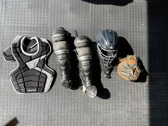 Intermediate All Star/Easton Catcher's Set + Catcher’s glove