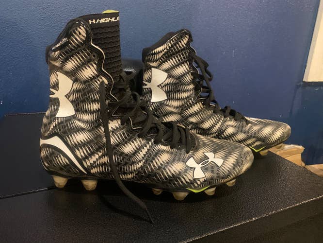 Under Armour Highlight Cleats Sz 10