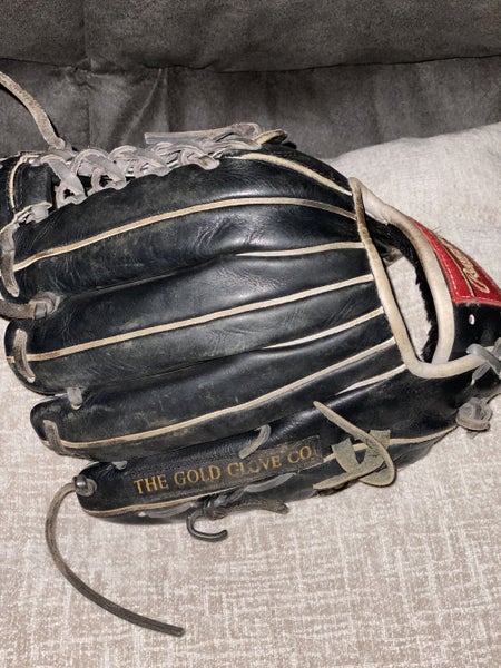 Used Rawlings Right Hand Throw Heart of the Hide Baseball Glove 11.25"