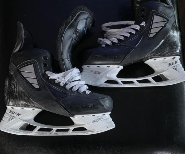 Senior Used True Pro Custom Hockey Skates Pro Stock Size 9.5