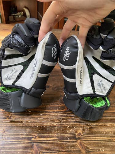 Maverick m4 lacrosse goalie gloves
