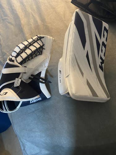 CCM Extreme Flex E4.5 Glove and Blocker Set