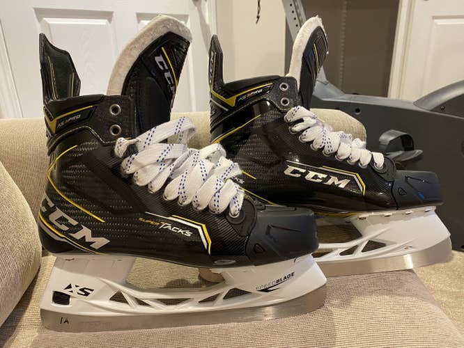Senior Used CCM Super Tacks AS3 Pro Hockey Skates Regular Width Size 10.5