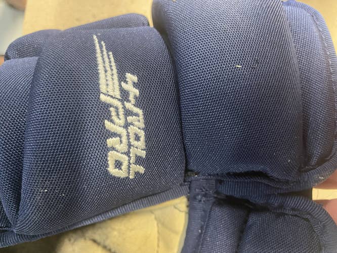 Blue Senior Bauer 14" Pro Stock 4 Roll Gloves