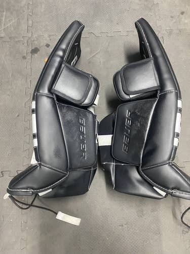 Black Junior 26" Bauer Gsx Goalie Leg Pads