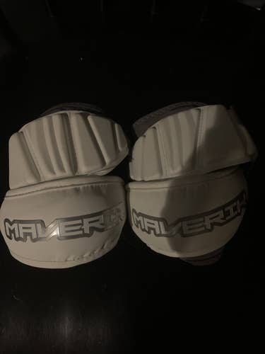 New Maverick Max Arm Pads