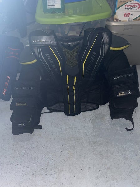 Used XL Bauer Supreme 2S Pro Goalie Chest Protector