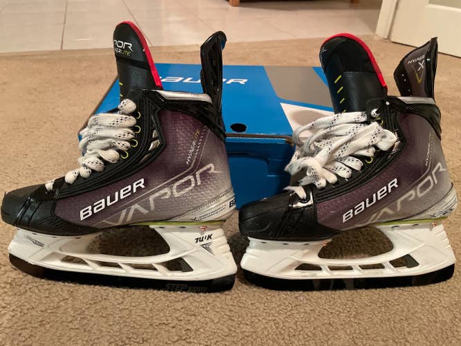 Bauer Size 6 Fit 1 Vapor Hyperlite Hockey Skates