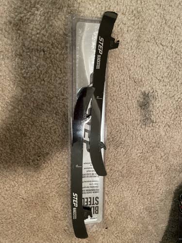 Used Step Steel 254 mm SB XS Black