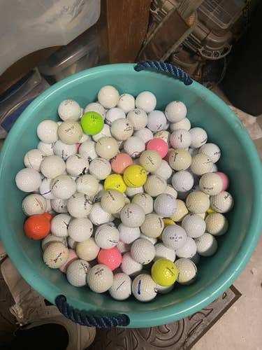 100 Assorted Golf  Balls