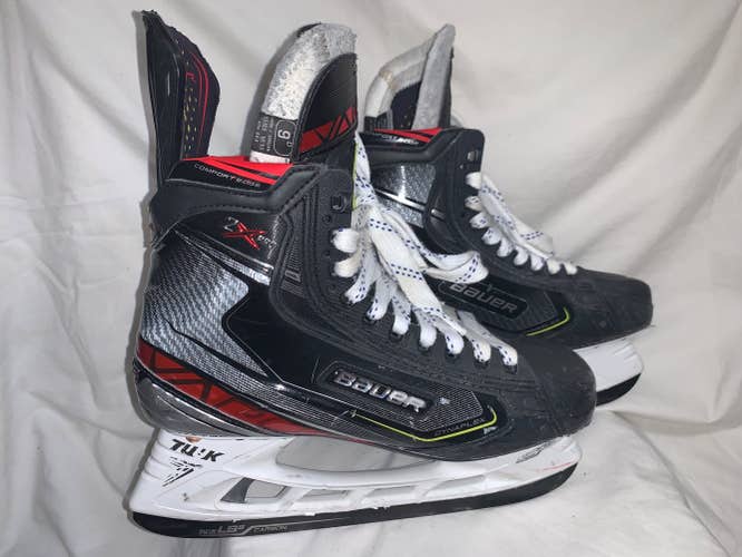 Used Senior Bauer Size 9R Vapor 2X Pro Hockey Skates