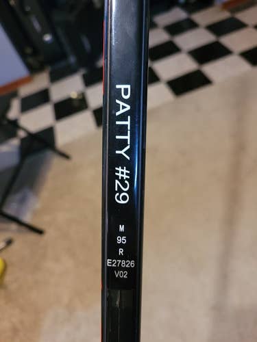 New Patrik Laine Pro Stock JetSpeed FT3 Pro