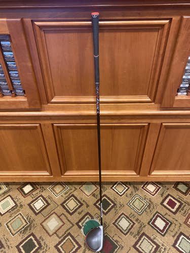 Men's Right Handed Regular Flex 10.5 Loft M5 Driver