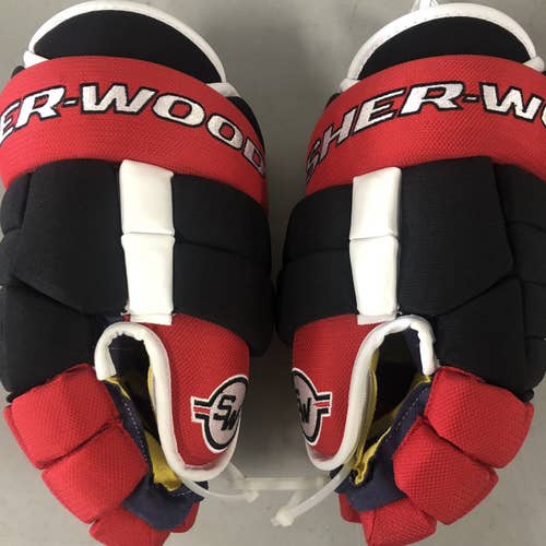 NEW Sherwood 13” hockey gloves