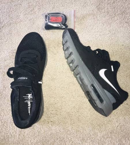 Nike AirMax Zero Black/Dark Grey Shoes
