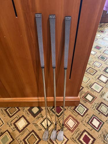Men's Right Handed Stiff Flex Steel Shaft BV Vokey SM7 Wedge
