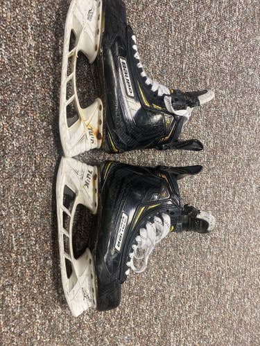 Bauer Supreme 2S Pro Player Skates Used Skates Size 7D