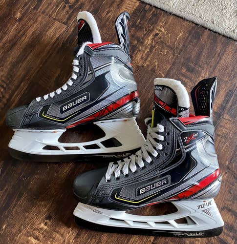 Senior Bauer Regular Width  Size 8 Vapor 2X Pro Hockey Skates
