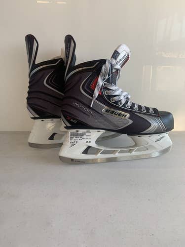 Used Bauer Vapor X60 Senior 10 Ee - Extra Wide Ice Skates Ice Hockey Skates