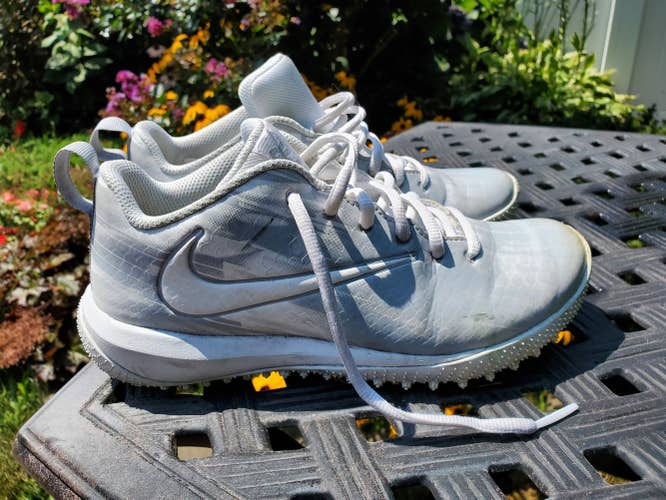 Size 5 Nike Vapor Varsity Low Turf LAX Cleats