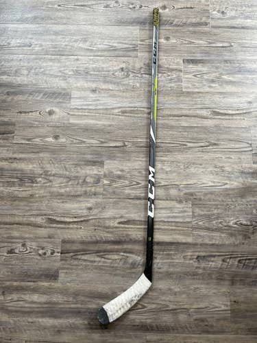 Used Intermediate CCM Right Handed Ribcor 63K Hockey Stick Toe Pattern