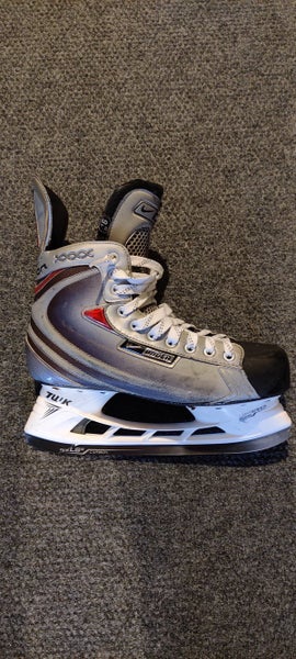 Senior Used Bauer Vapor XXXX Hockey Skates Size 9.5EE