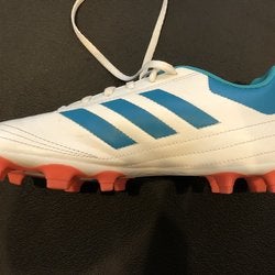 Soccer Cleats Adidas Women Size 9