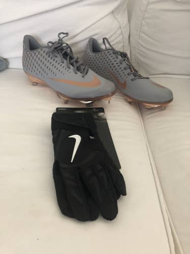NIKE Vapor Elite (sz 13)/NIKE Hurache Elite Batting Gloves (XL)