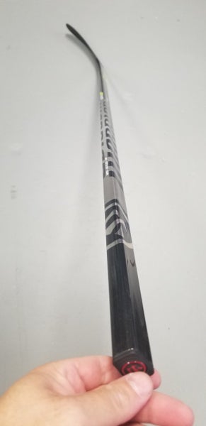 New Intermediate Warrior Right Handed Alpha LX Pro Hockey Stick W03 63 Flex