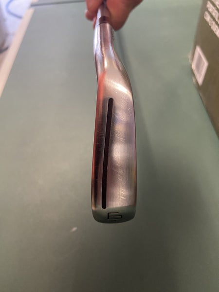 Men's 4 iron Stiff Flex Steel Shaft P790