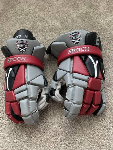 Used Epoch Lacrosse Gloves 13"